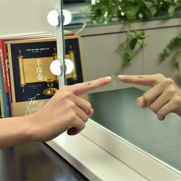 Hollywood Make Up Mirror